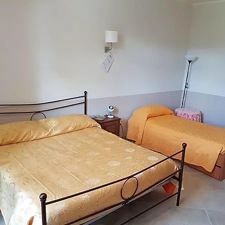 Il Moro Bianco Oda ve Kahvaltı 3*