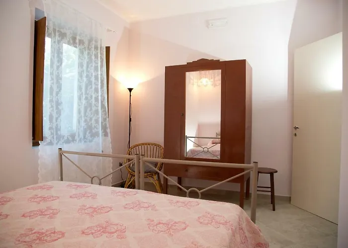 Il Moro Bianco לינה וארוחת בוקר 3*